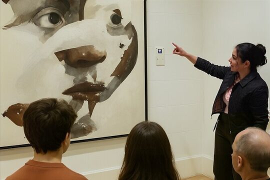 Private Art Gallery Tour in Old Montreal
