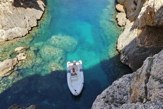 Shared tour in the Baunei coast