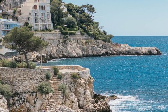 Sunny Hike from Nice to Villefranche with a Chill at the Beach
