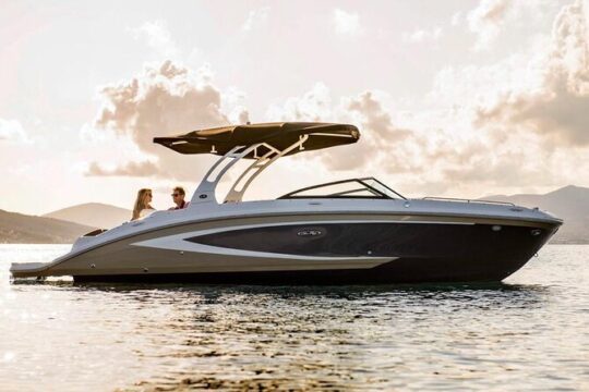 Discover Cannes by boat for a perfect day at sea