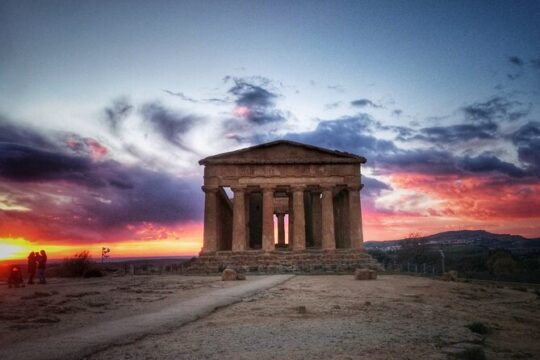 Valley of the Temples at sunset and Wine Tasting in Agrigento
