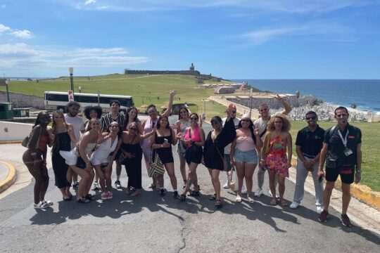 Puerto Rico Bar Crawl: La Perla Street Experience