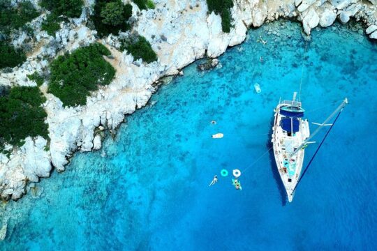 Private sailing cruise Athens 1 week 1 to 6 people