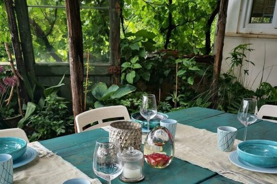 Authentic Apulian menu in the garden of an ancient trullo