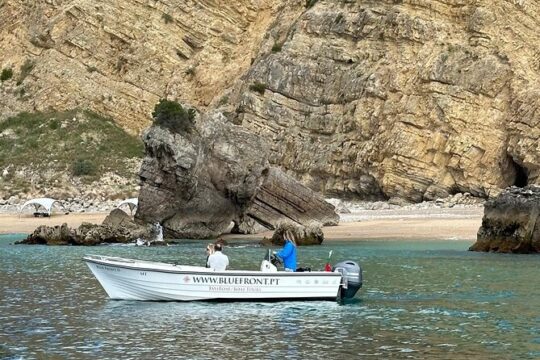 Taxi Boat to Ribeiro do Cavalo Beach in Sesimbra