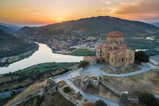 Tour to old capital Georgia - city Mtskheta
