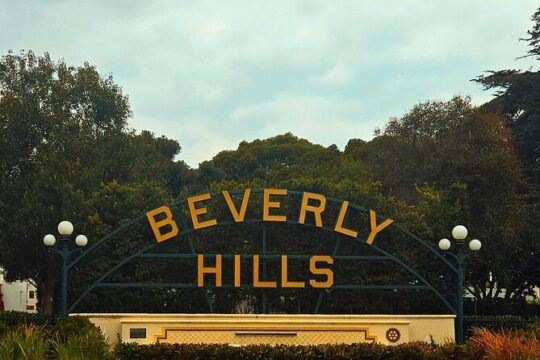 Beverly Hills and Rodeo Drive: A Self-Guided Audio Tour