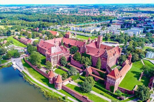 Personalized 12 Days Poland Vacation with Private Car