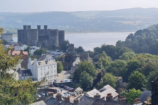 Walled Town of Cowny Castle Walking Tour