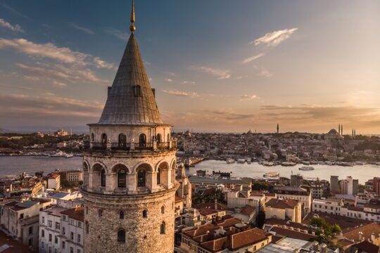 Galata Tower and Bosphorus Cruise Tickets with Audio Guides
