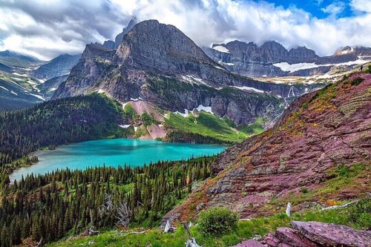Best Tour to Waterton National Park Nature, History and Wonders