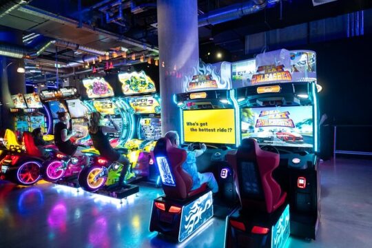Arcade and Eats at Alexanderplatz