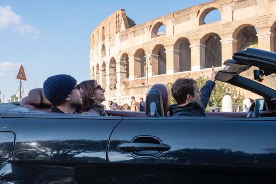 Rome in a Flash Luxury Cabriolet Tour with Italian Delights