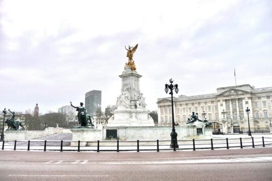 Premium Tour through London's Top Sights with Blue Badge Guide