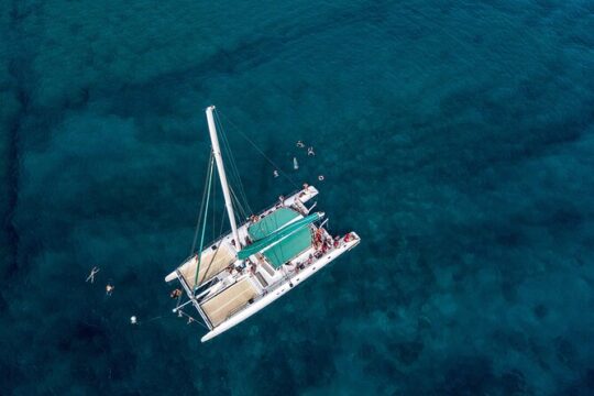 Barcelona Small Group Luxury Catamaran Cruise with Tapa and Drink