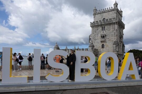Professional photo session in Lisbon