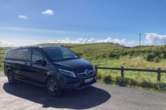 Cliffs of Moher & Bunratty Castle from Cork - Luxury Private Tour