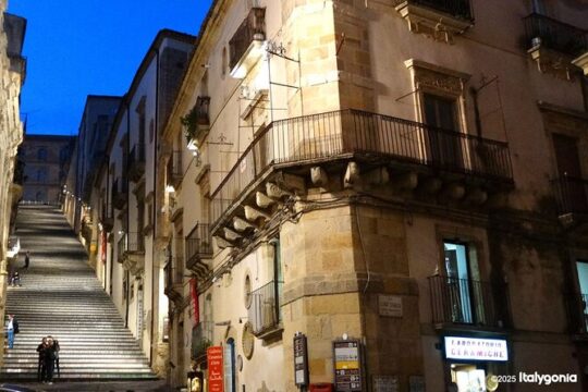 Caltagirone: Traditional Ceramic Town Walking Tour