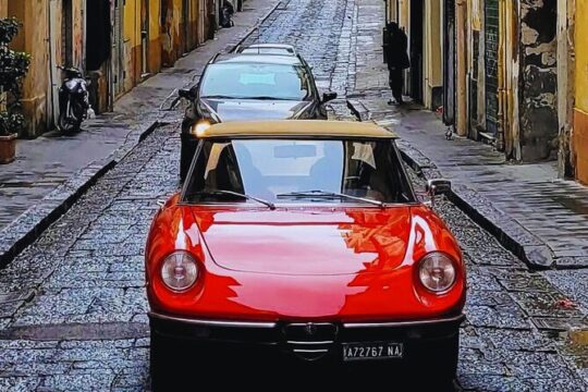 Naples Scenic Tour on a Vintage Car