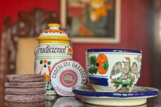 1 Hour Chocolate Making Class with Mole Making and a Drink