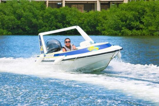 Speedboat Tour with Snorkeling in Cancun – Drive Your Own Boat!