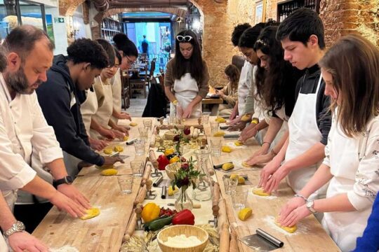 Authentic Pasta Making Class in Florence with a Local Chef