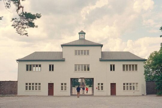 Sachsenhausen Concentration Camp with French Speaking Tour Guide