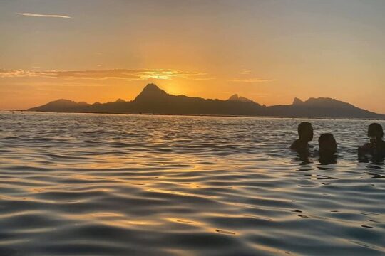 Private sunset in Tahiti - marriage proposal or celebration