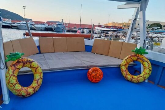 Daily boat excursion island of Ponza and Palmarola