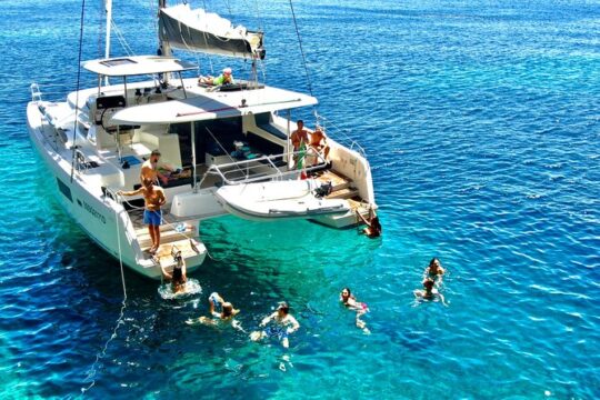 Private Catamaran Excursion in Alghero