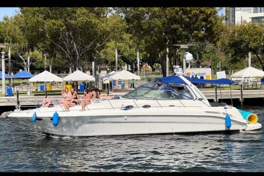 45ft, 1 Hour FREE Miami Yacht Rental, 3 to 6 Hours, 13 People