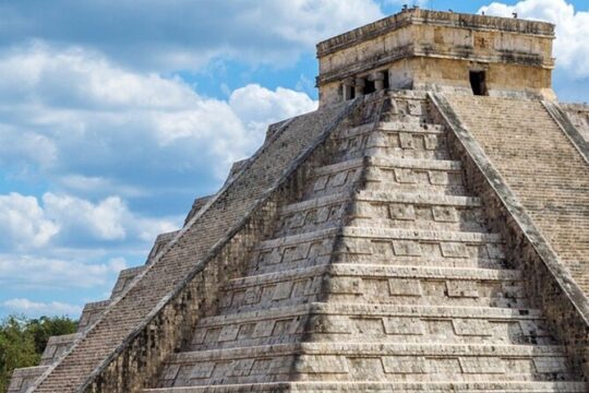 Maya Wonders Expedition: Chichén Itzá, Izamal & Ikil Cenote